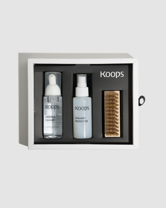 Sneaker cleaner kit