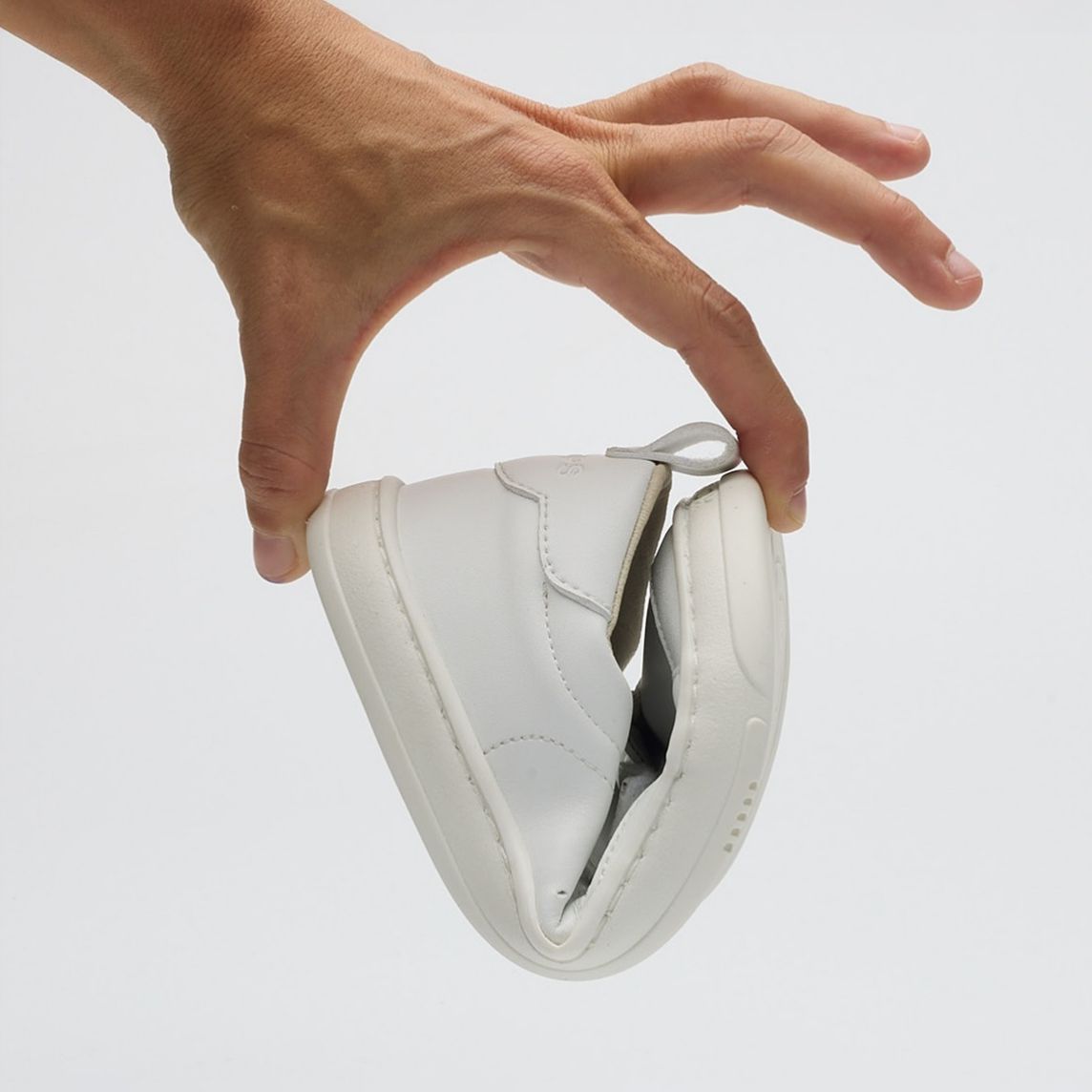 WHITE SNEAKERS FOR KIDS