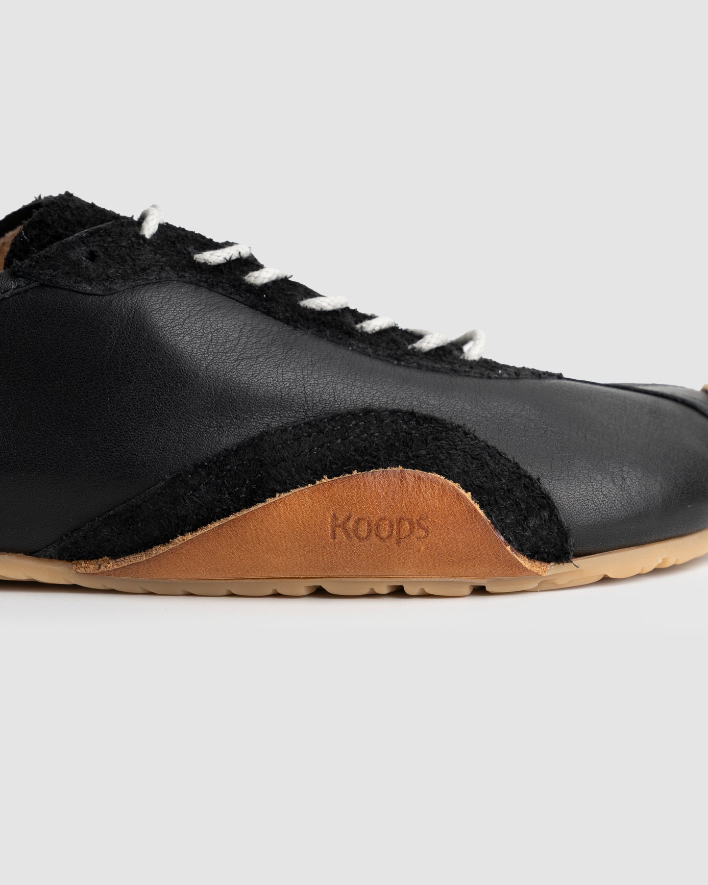Zen nappa barefoot sneaker coal