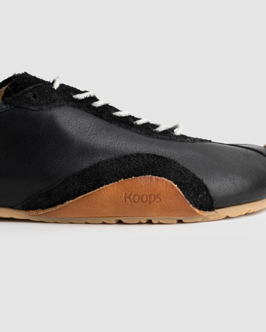 Zen napa barefoot sneaker coal