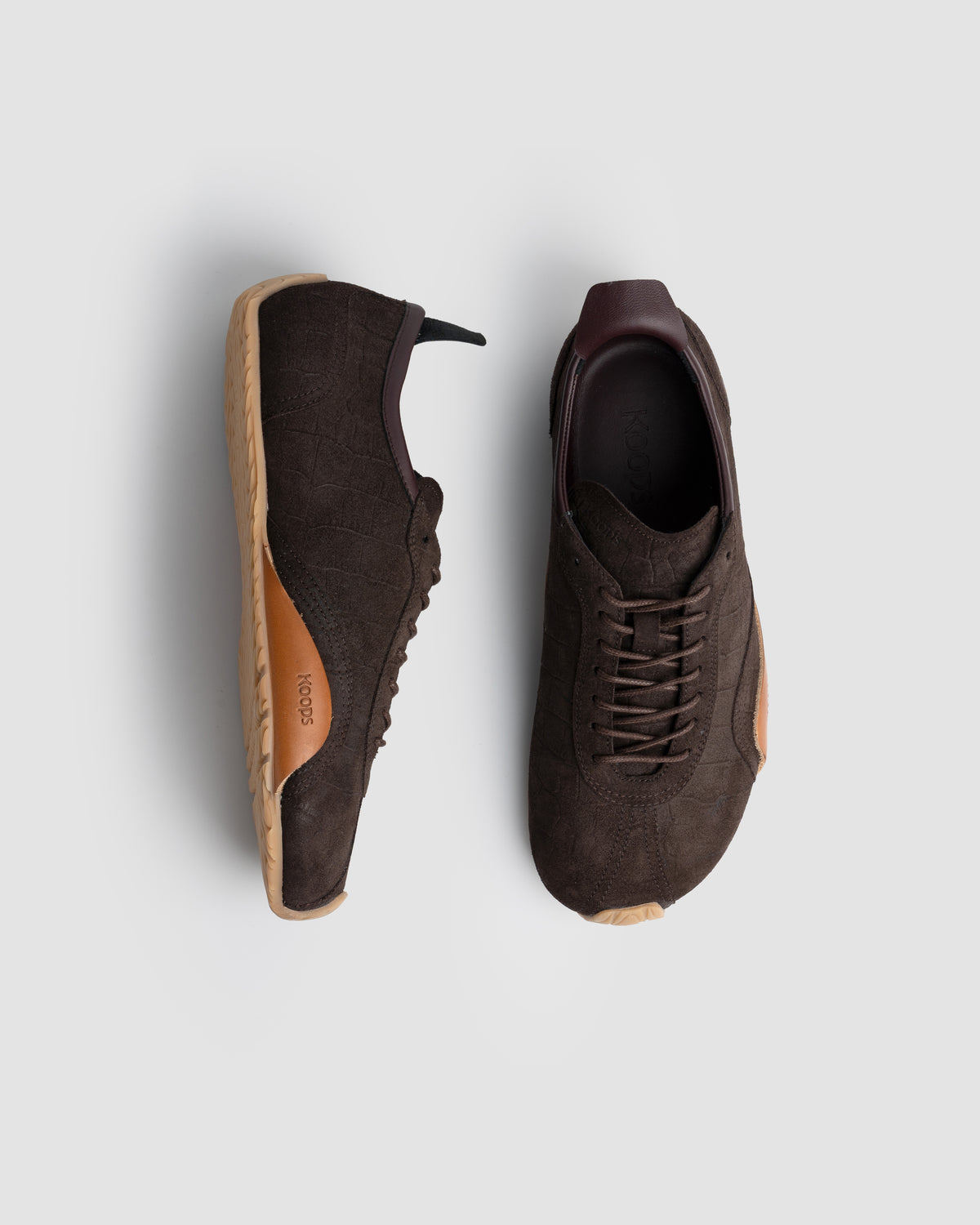 Zen barefoot sneaker crocodile