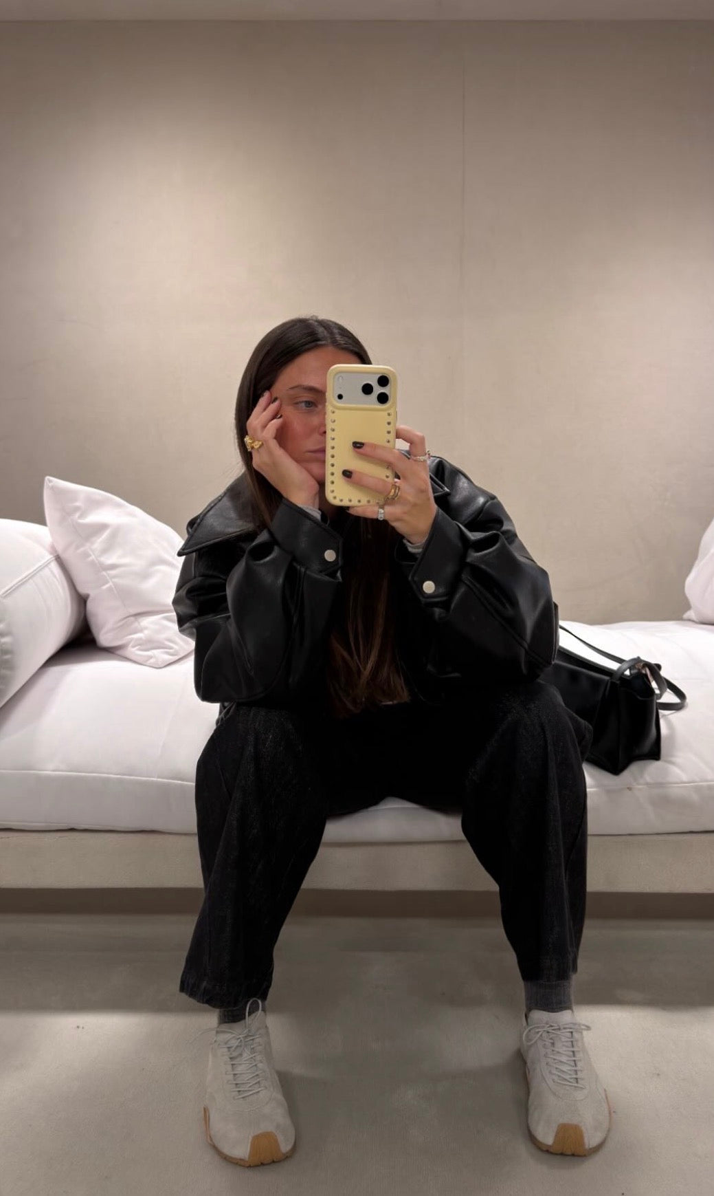 Zen_barefoot_ice_bea