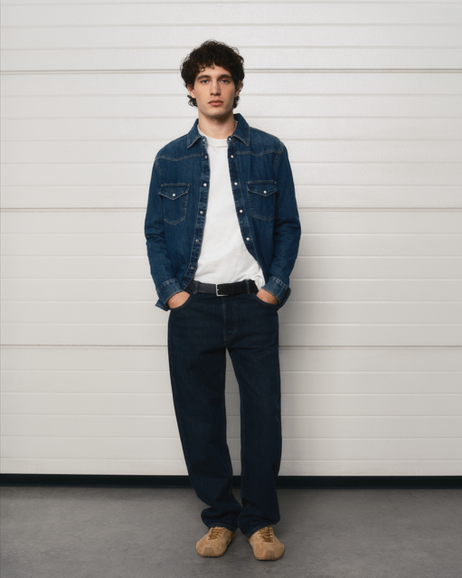 Zen barefoot sneaker sand_editorial