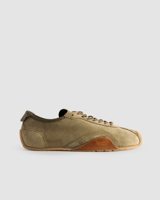 Zen barefoot sneaker forest