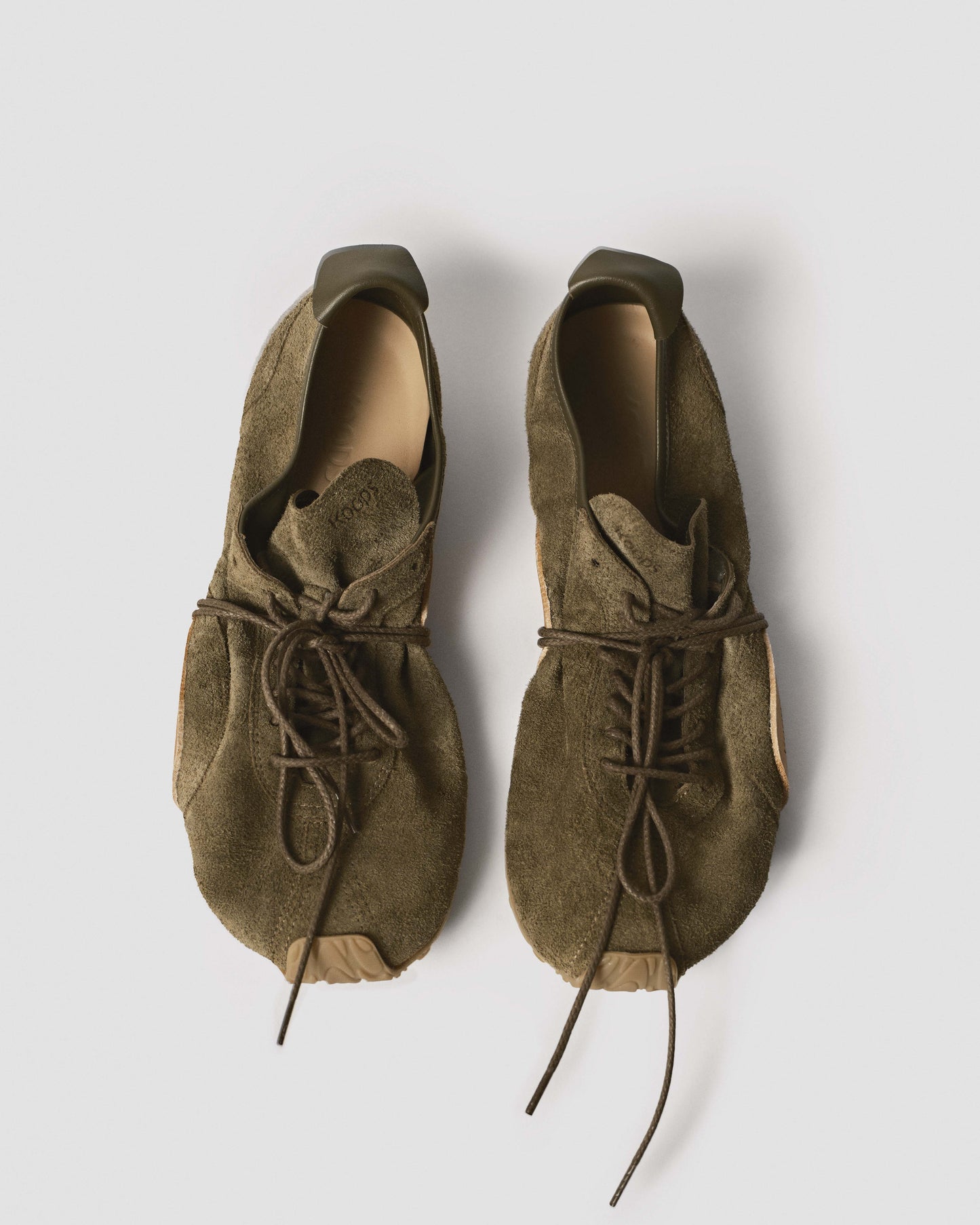 Zen barefoot sneaker forest