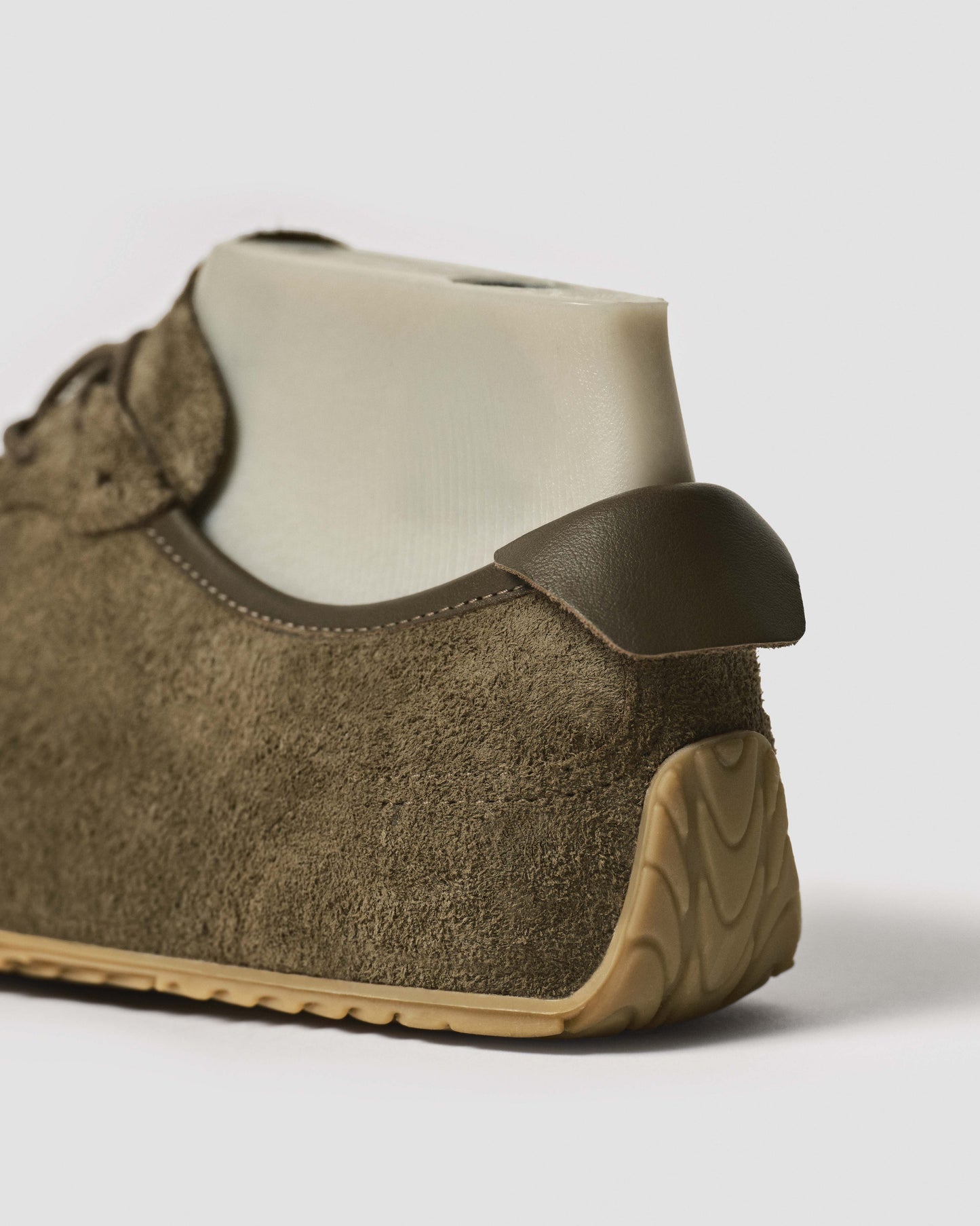 Zen barefoot sneaker forest